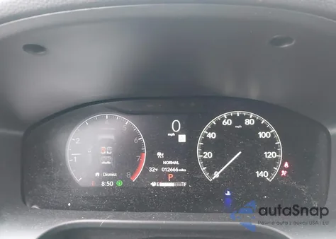 2025 Honda Hr-V Awd Lx z USA, uszkodzony, nr VIN 3CZRZ2H33SM738098